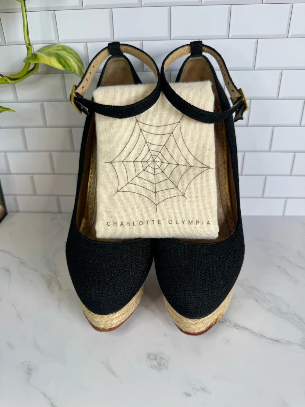 Charlotte Olympia Black Ankle-Strap Platforms Heels Pumps. Linen. Size 37.5